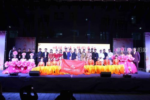 23星光與愛(ài)心在大地上閃光