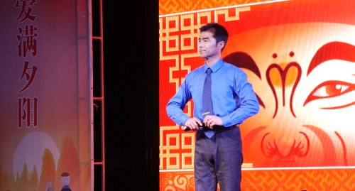 10齊吉虎的秦腔字正腔圓受歡迎