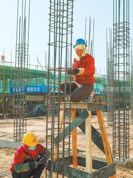 环县棚户区改造项目建设现场。 新甘肃&middot;甘肃日报通讯员 李 文