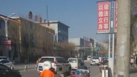 时评：城市的美容师——环卫工人