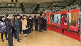 市妇联组织全体干部职工参观学习《庆阳市党风党纪教育巡回展》