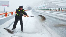 受降雪影响 兰州发往庆阳平凉长途班车仍停运(图) 