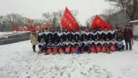 庆阳第三中学团委组织开展学雷锋志愿服务活动