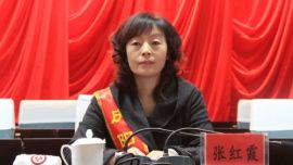 把孩子举向自己头顶的灿烂星空——宁县“教子有方”家庭张红霞