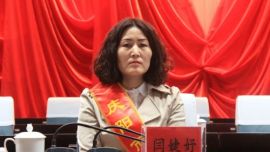 上善若水 大爱无疆——西峰区“和谐幸福”家庭闫婕妤