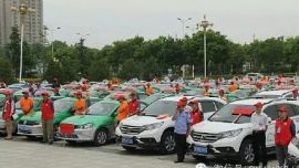 庆阳爱心车队“阳光送考” 考生凭证免费乘车