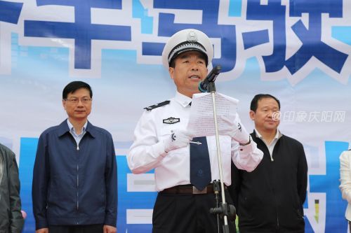 支队参加全市营运大客车驾驶员安全承诺活动启动仪式