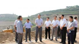 市人大常委会党组副书记、副主任吴秉儒调研全市农村公路养护情况