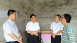 贺建宏赴正宁县五顷塬乡西头村、西渠村调研双联扶贫工作