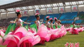 #甘肃省第三届大学生运动会#预演“荷花舞”亮眼吸睛