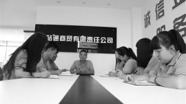 民企乐“送抱”，大学生喜“投怀”——我市高校毕业生就业状况调查