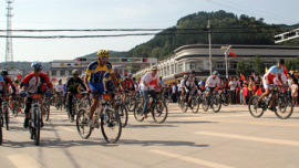 庆阳市“邮储银行杯—弘扬南梁精神 点燃青春梦想”山地自行车赛隆重举行