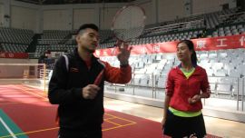 上海羽毛球队教练何晶回乡培训我市羽毛球爱好者