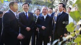 农业部原部长陈耀邦调研我市优势产业开发     