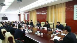 庆阳市政府党组举行“三严三实”专题教育第五次研讨会