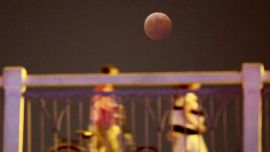 152年來首次 “超級藍(lán)血月全食”，就在今晚！