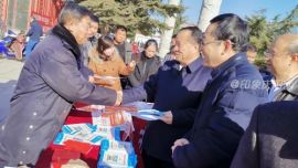 西街办法治教育促文明