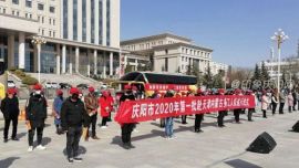 庆阳市51名外出务工人员奔赴天津和内蒙古务工