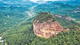 穿越千年丝绸之路 领略甘肃别样山水