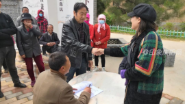 鎮(zhèn)原縣王灣村：尋根追源聚同心 團(tuán)結(jié)一致促振興