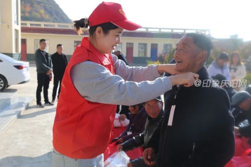 e5407a39072b4624a92758f0f7aec39e