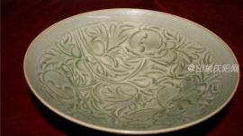 尋寶博物館丨青釉刻花牡丹紋瓷碗