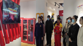 西峰區(qū)民政局組織服務(wù)機(jī)構(gòu)工作人員參觀學(xué)習(xí)消防科普教育基地