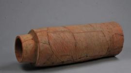 尋寶博物館丨籃紋紅陶水管