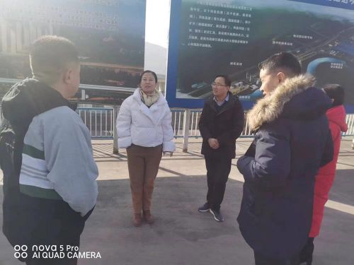 6418719588454f1497e8f18ff25ec9e0