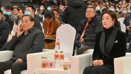 娃哈哈創(chuàng)始人宗慶后在ICU救治目前情況平穩(wěn)，2個(gè)月前還曾公開露面，媒體：因肺癌住院