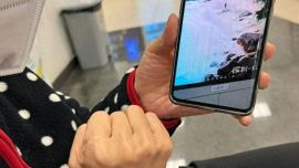 離奇！男子深圳玩槳板失聯(lián)，一夜漂流到香港