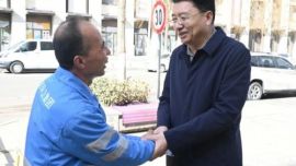 趙立新在西峰區(qū)走訪聯(lián)系人大代表