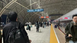 網(wǎng)友爆料高鐵走到半路兩車乘客互換？12306回應(yīng)