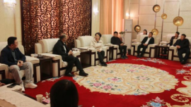 合水縣委書記鄧莉娟與中國三冶集團有限公司西北分公司負責人座談