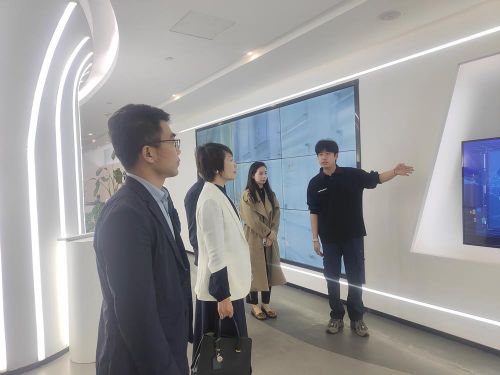 baaf5e3755a94599978315ae81ef5eee