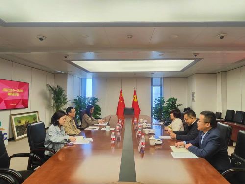 696a3a9c3c2a447aa5b01b3aaff3c400