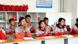 華池縣列寧學校舉辦“ 以讀書啟迪智慧，用智慧滋養(yǎng)心靈”讀書活動