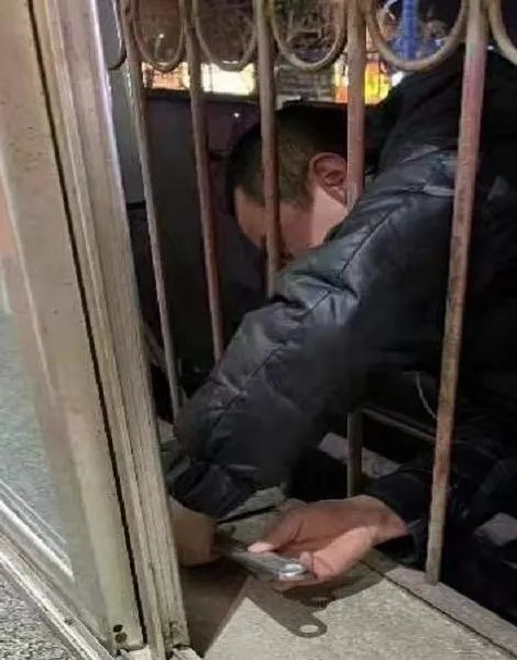 庆阳消防持续开展“拆窗破网”专项行动打通“生命通道”