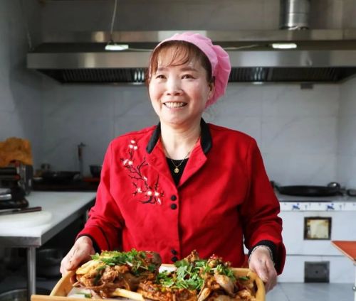环县毛井大件羊羔肉“出锅”记