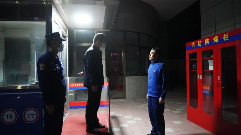 夜查早查現(xiàn)場
