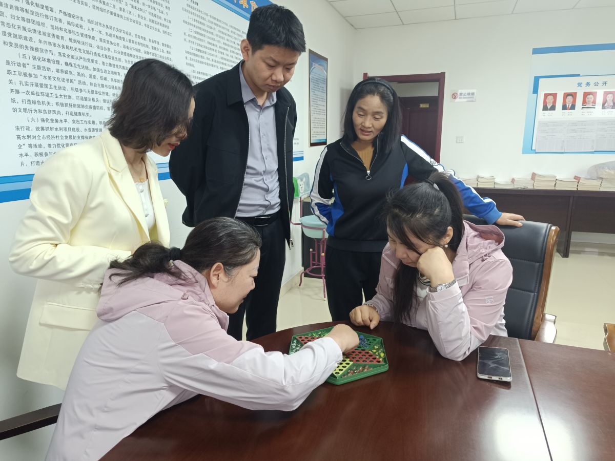 组图：庆阳市水务局机关 “庆五一职工趣味运动会”精彩瞬间