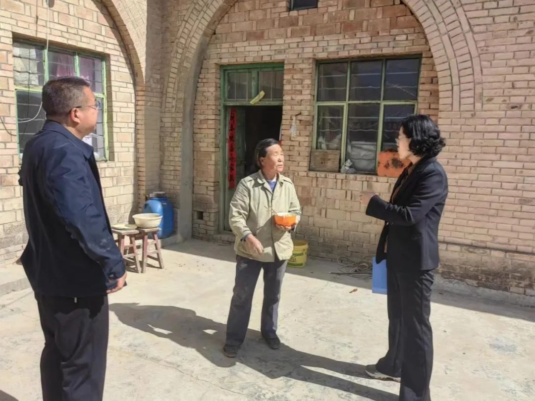 华池县柔远镇组织开展“三带”助推“两联系”活动