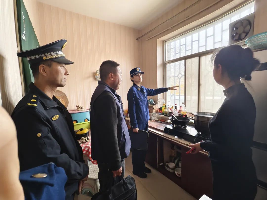 庆阳消防畅通“生命通道”！“清障”“破网”持续推进......