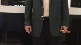 原“天上人間”老板覃輝在美國刑滿出獄，放棄綠卡被驅逐出境，法庭落淚稱怕無法再見到生活在美國的3個孩子