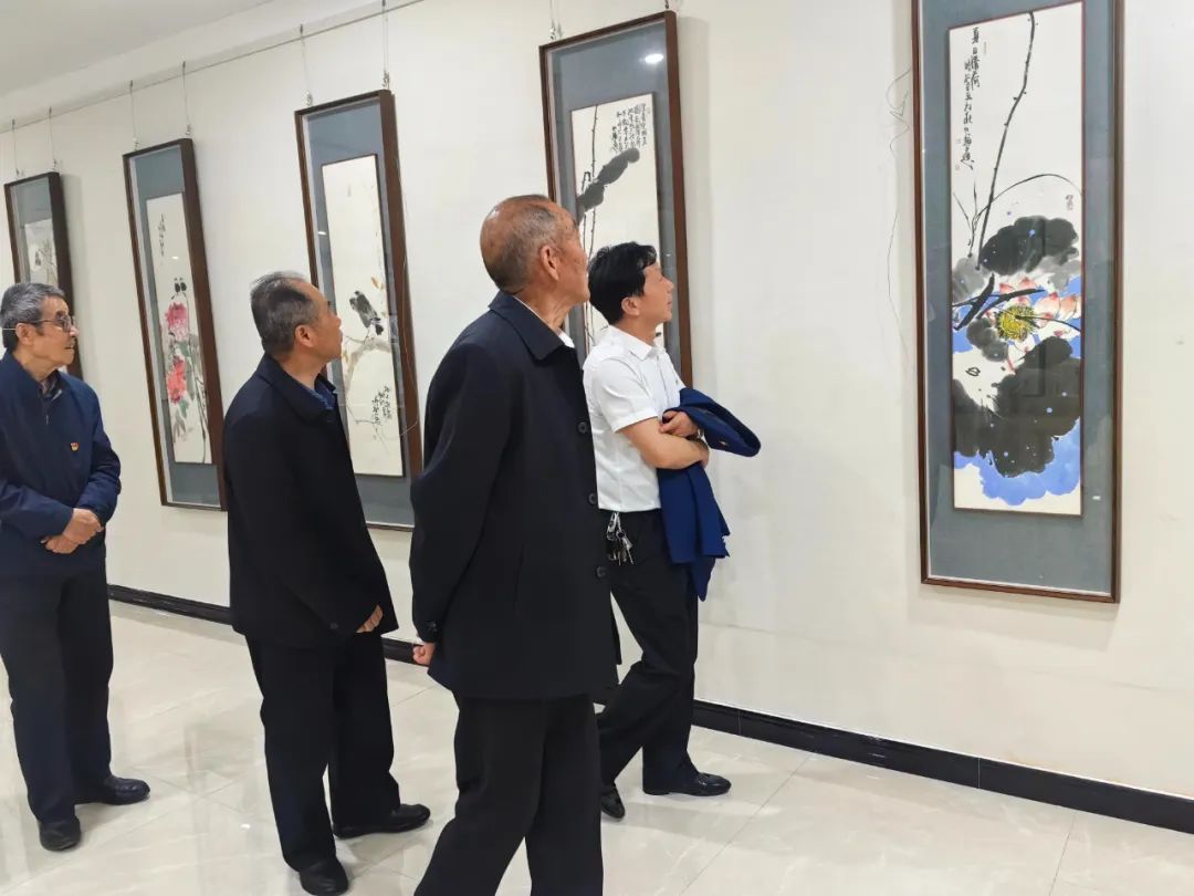 市美术馆: 艺术盛宴 心灵启迪