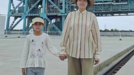 8歲女孩用塑料瓶打造