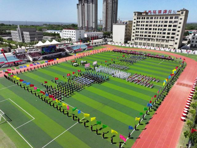 5月13日，合水县第20届中学生运动会在乐蟠初中体育场隆重开幕。