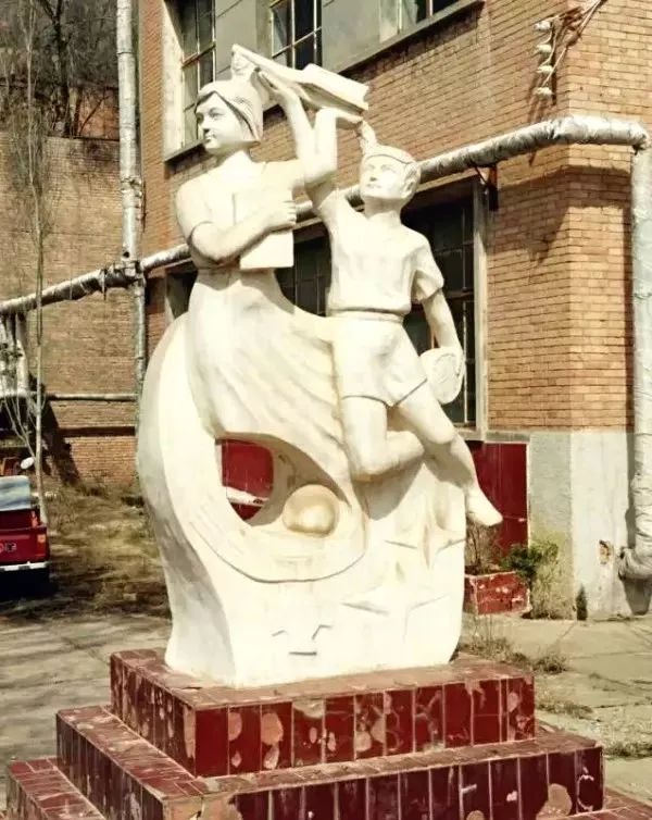 采二子校4