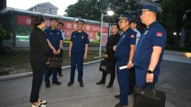 慶陽市多部門聯(lián)合開展電動自行車安全隱患全鏈條整治夜查行動