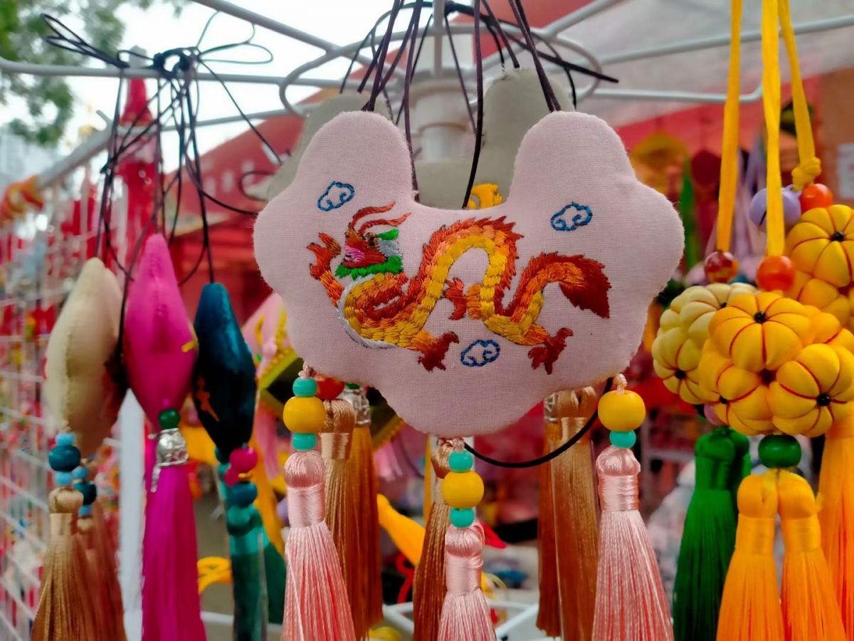香约庆阳 节前探街 图/大塬行者